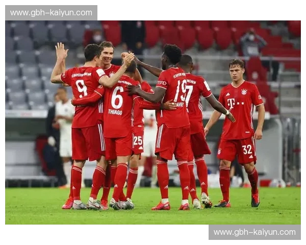 德甲冰与火之歌：当安联球场的红色星光，撞上柏林钢铁般的意志